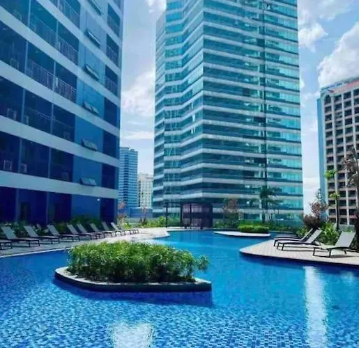 In Air Residences, Makati With Wifi, Netflix, Pool, Mall And Apartment Manila