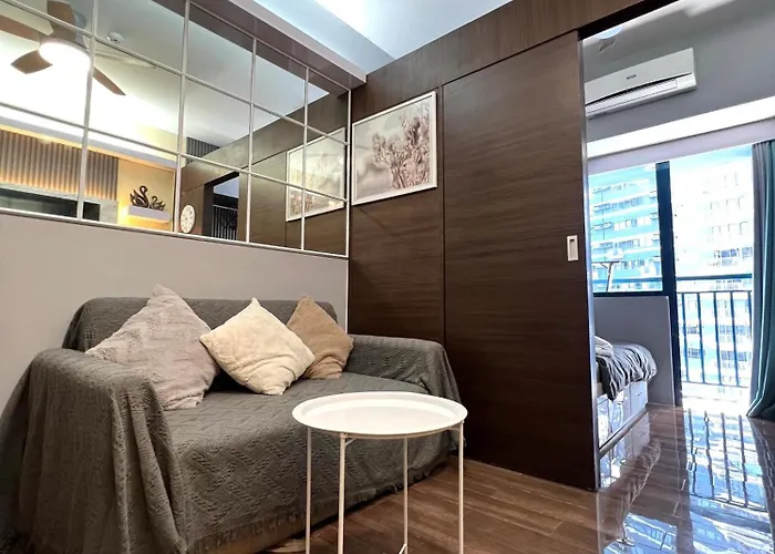 In Air Residences, Makati With Wifi, Netflix, Pool, Mall And Apartment *